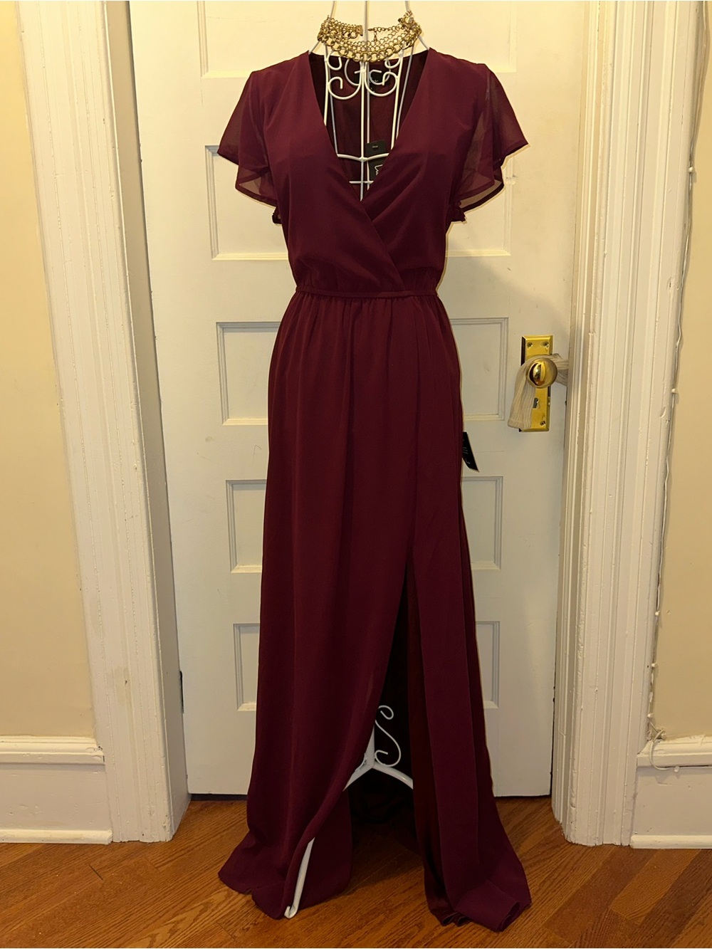 Lulus | Wine Maxi Dress w/ Leg Slit | S